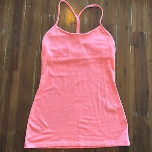 Lululemon top